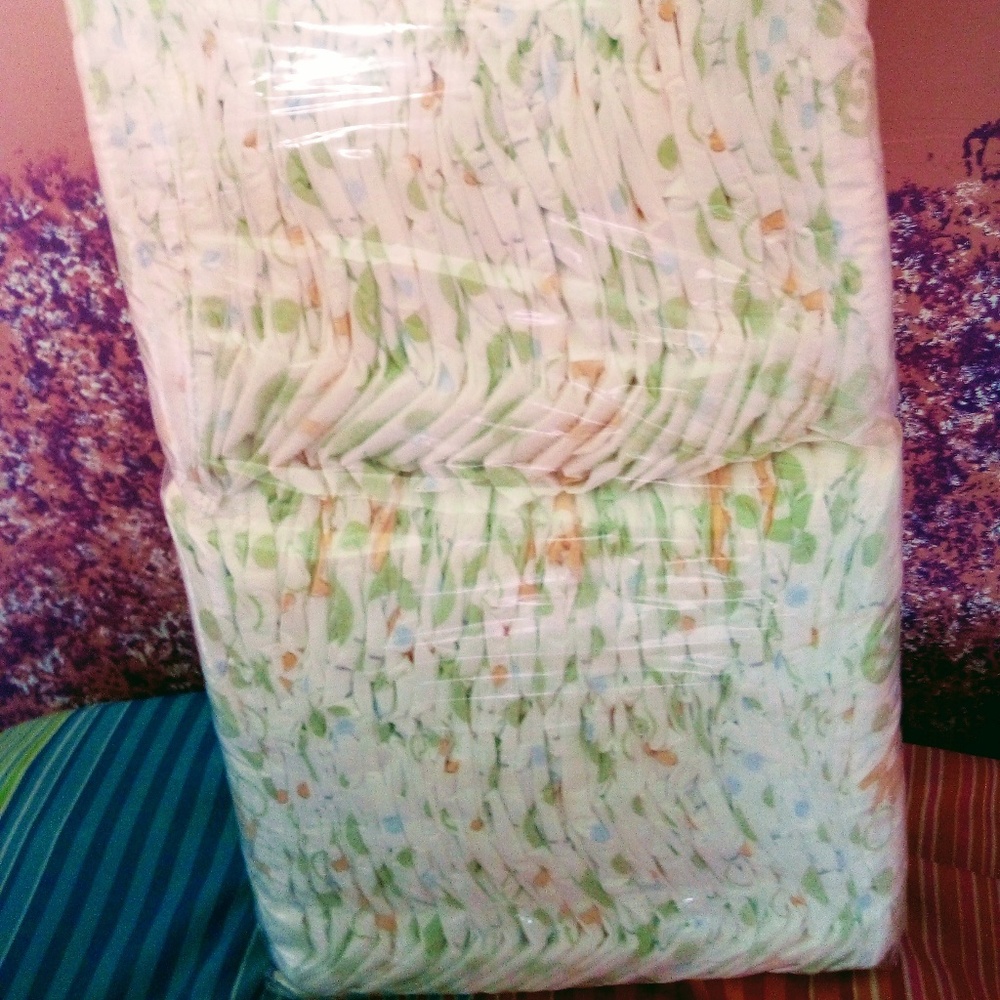 1 UNOPENED pack of Parents' Choice Size 5 Diapers